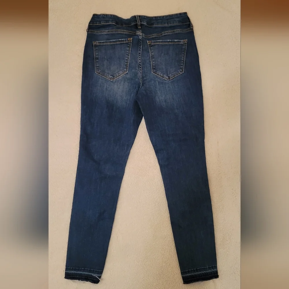 Jeans - Picture 4 of 4